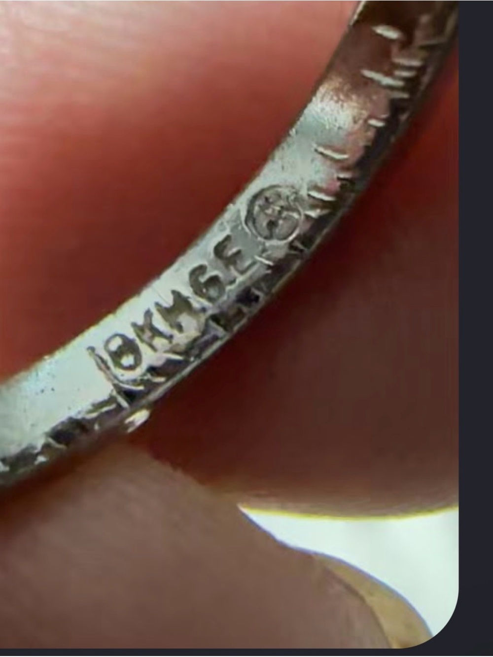 18 KHGE White Gold Women’s Ring - White Gold